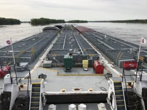 Austin Woolverton tank barges 2017